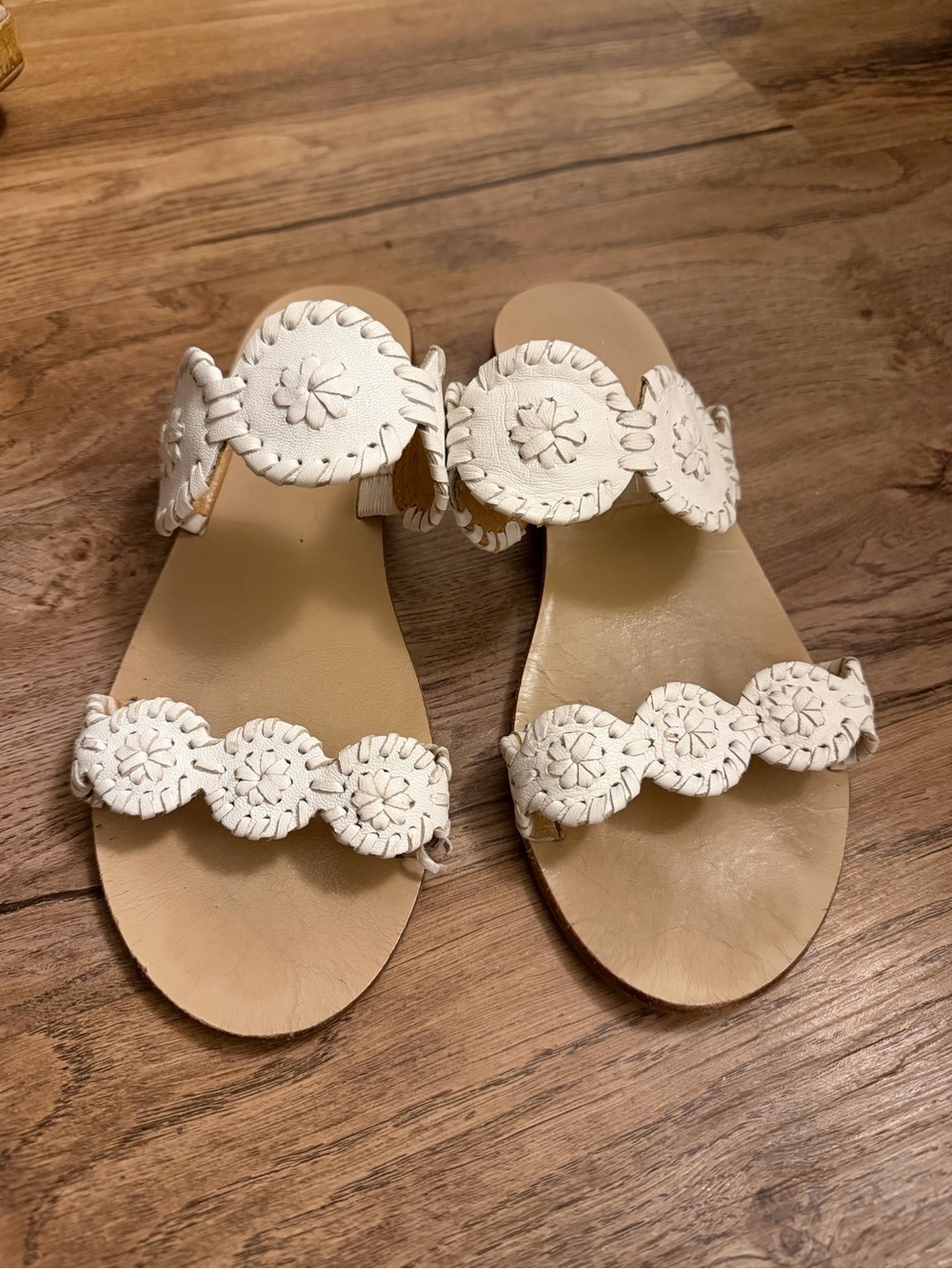 Jack Rogers White Leather Whipstitch Circle Slide Sandals